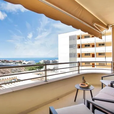 Apartment 2 Bedrooms At Adeje 500 M Away From The With Sea View Shared Pool And Furnished Balcony *