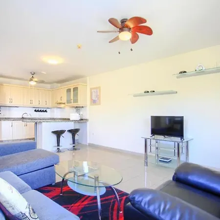 アパート 2 Bedrooms At Adeje 500 M Away From The With Sea View Shared Pool And Furnished Balcony *