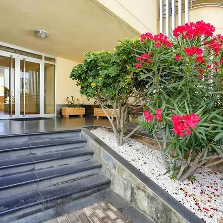 Apartamento 2 Bedrooms At Adeje 500 M Away From The With Sea View Shared Pool And Furnished Balcony